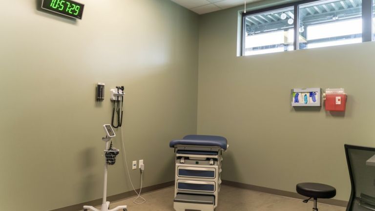 Image shown the inside of an exam room at the CPAE. 