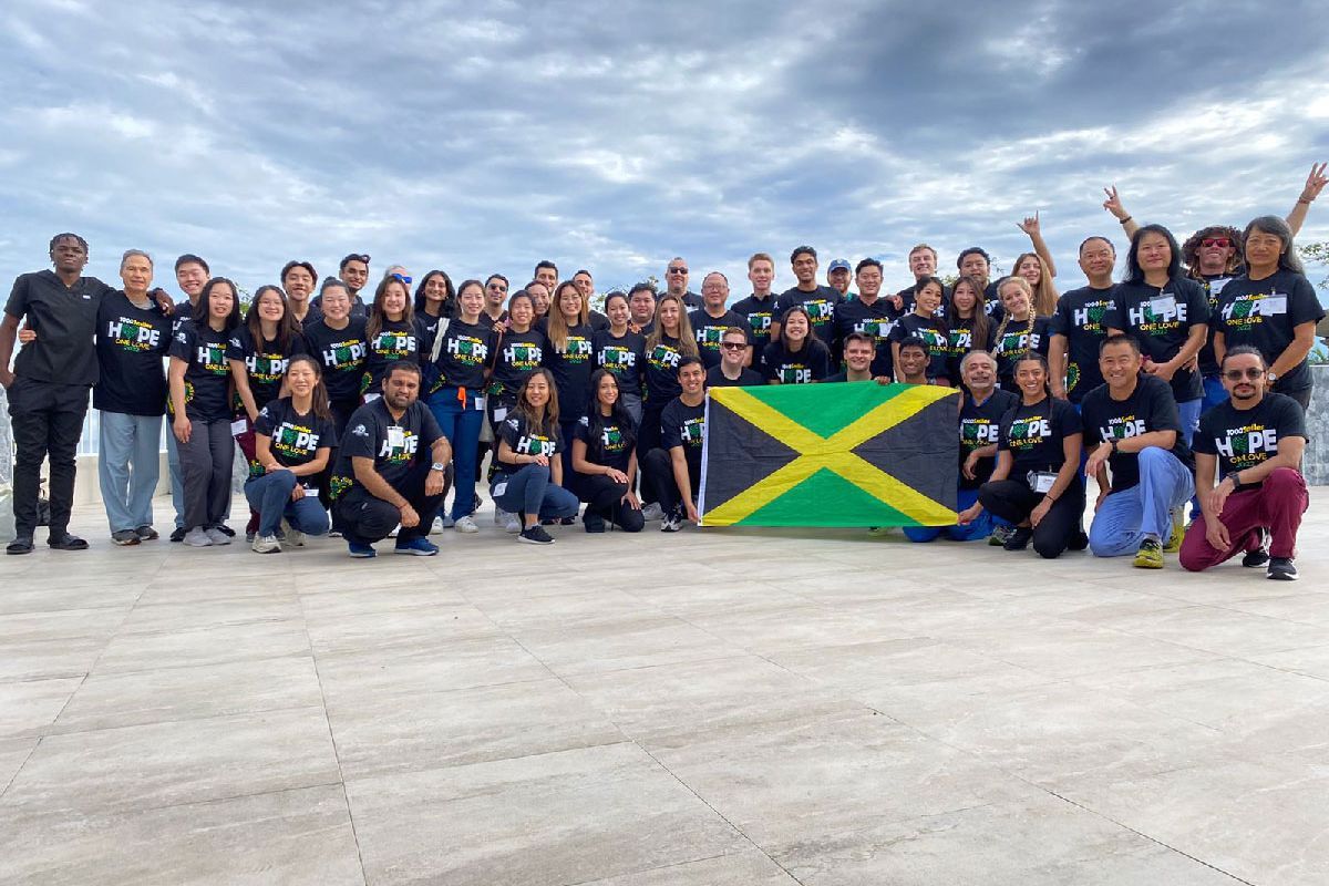 Volunteers in Jamaica