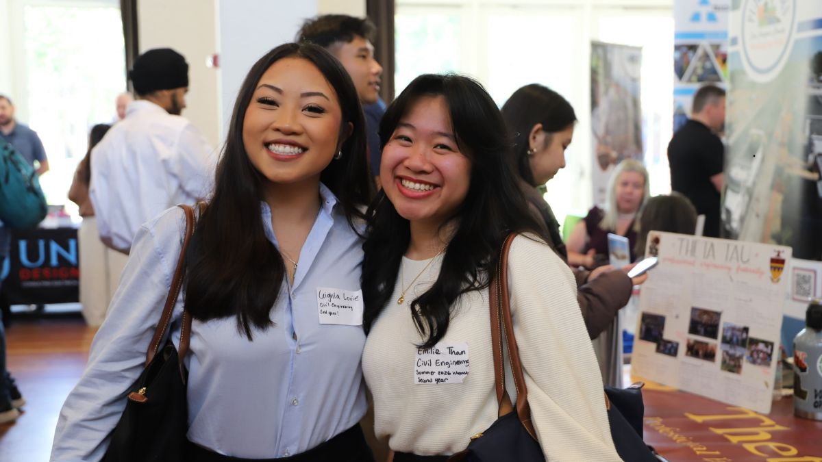 students at career fair